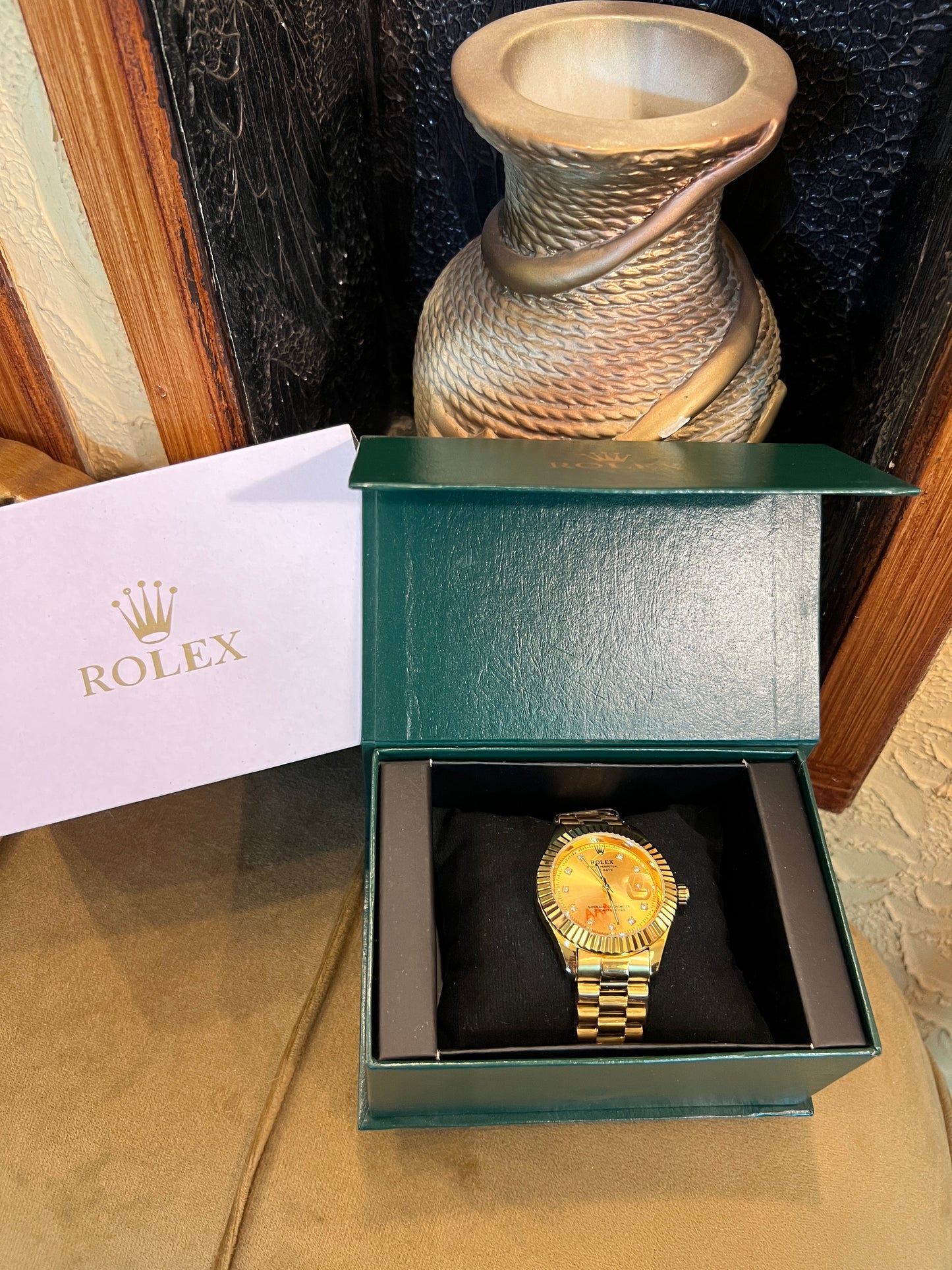 RLX - 104: Rolex OysterPerpetual Datejust Gold